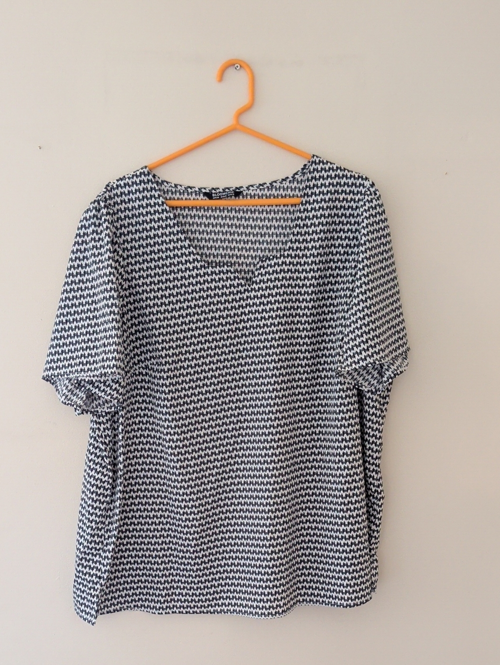Classic Black Green and White Patterned Women's Top